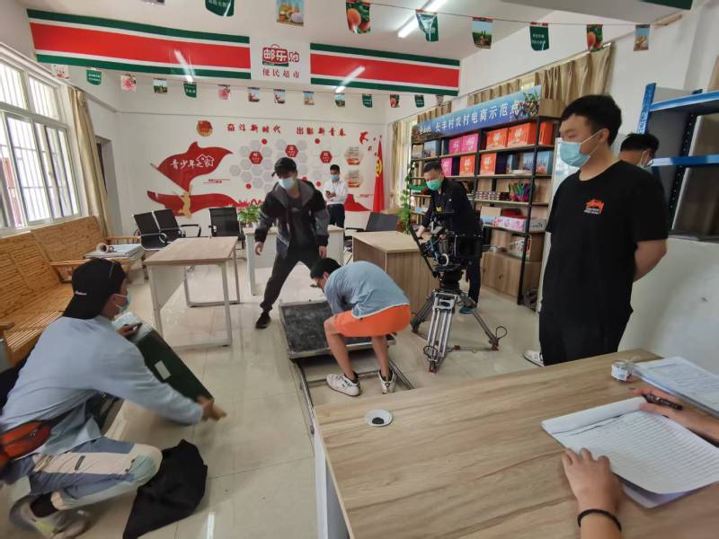 泾川县广告片拍摄公司：极简主义践行者，少即是多的视觉哲学